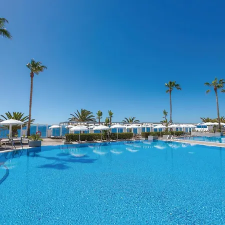 호텔 Riu Madeira 4*