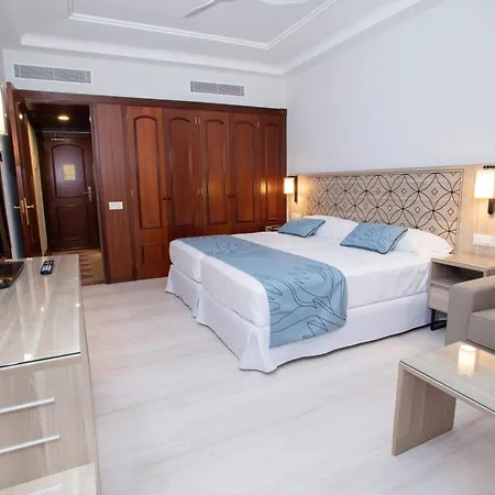 Riu Madeira 4* 카니코